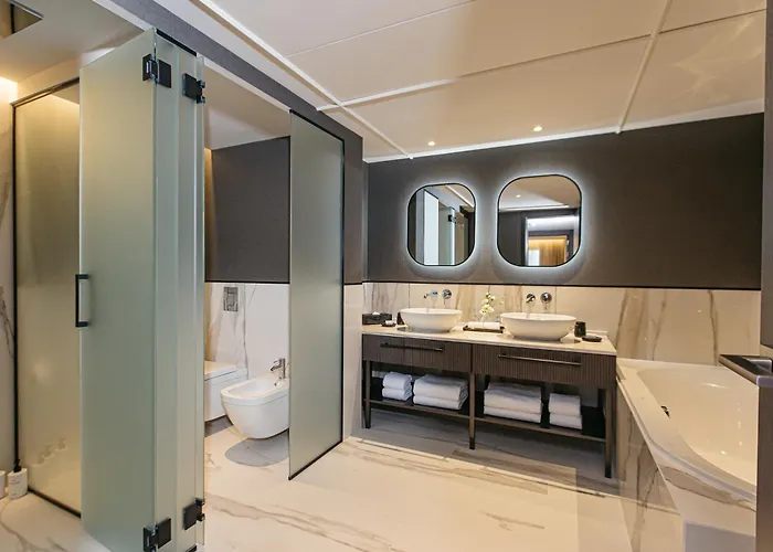 酒店 Intercontinental By Ihg 5*